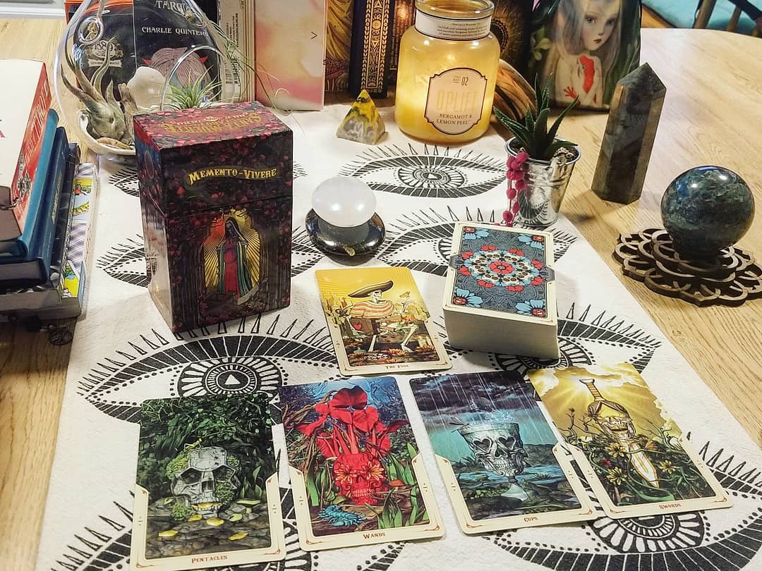 SantaMuerteTarotDeck